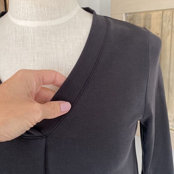 Mododoc V-Neck T Shirt Tunic With Curved Hem Oversized Fit Size Extra Small - Picture 9 of 10